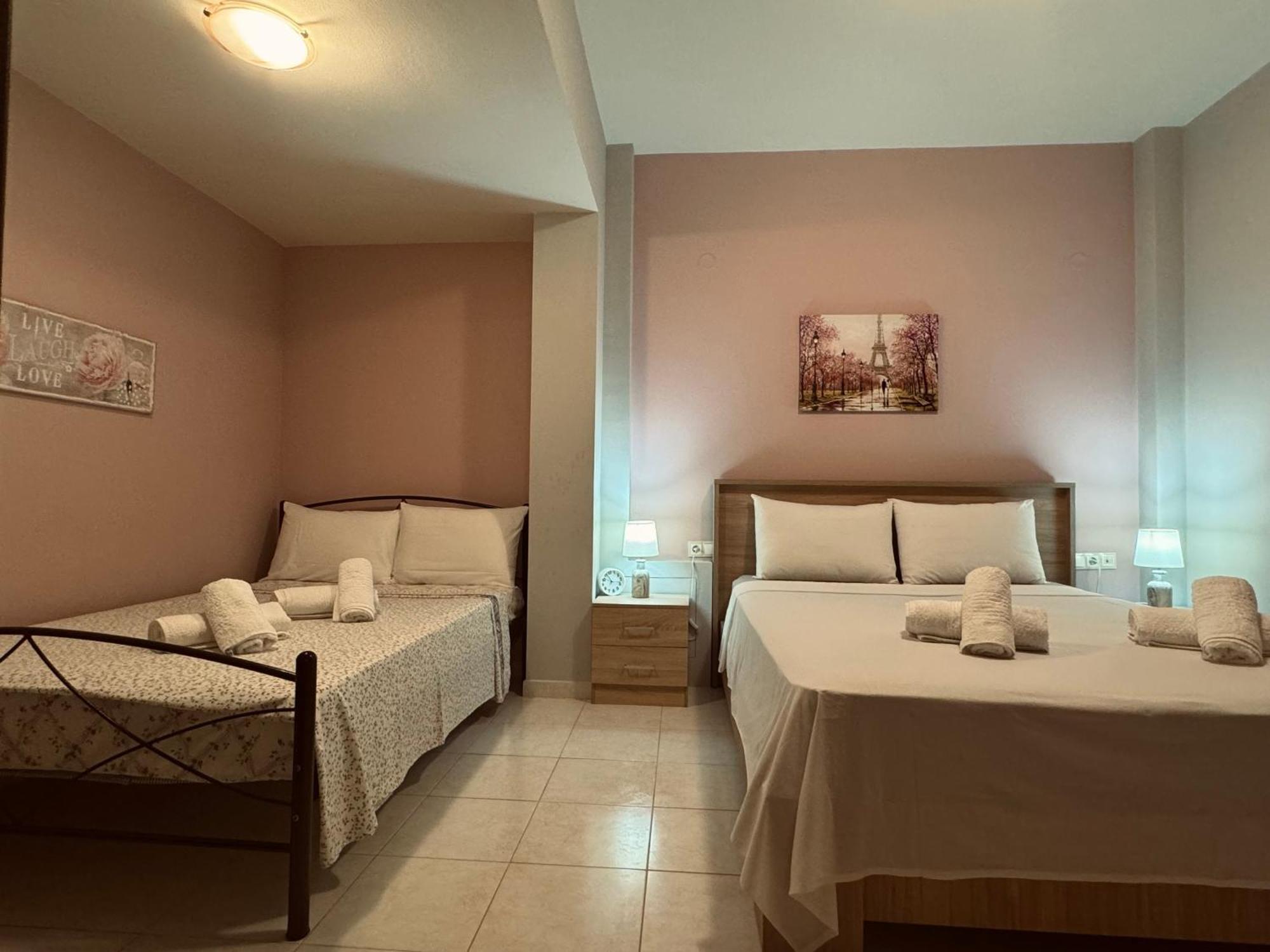 Philoxenia Guest House Makrirrákhi エクステリア 写真
