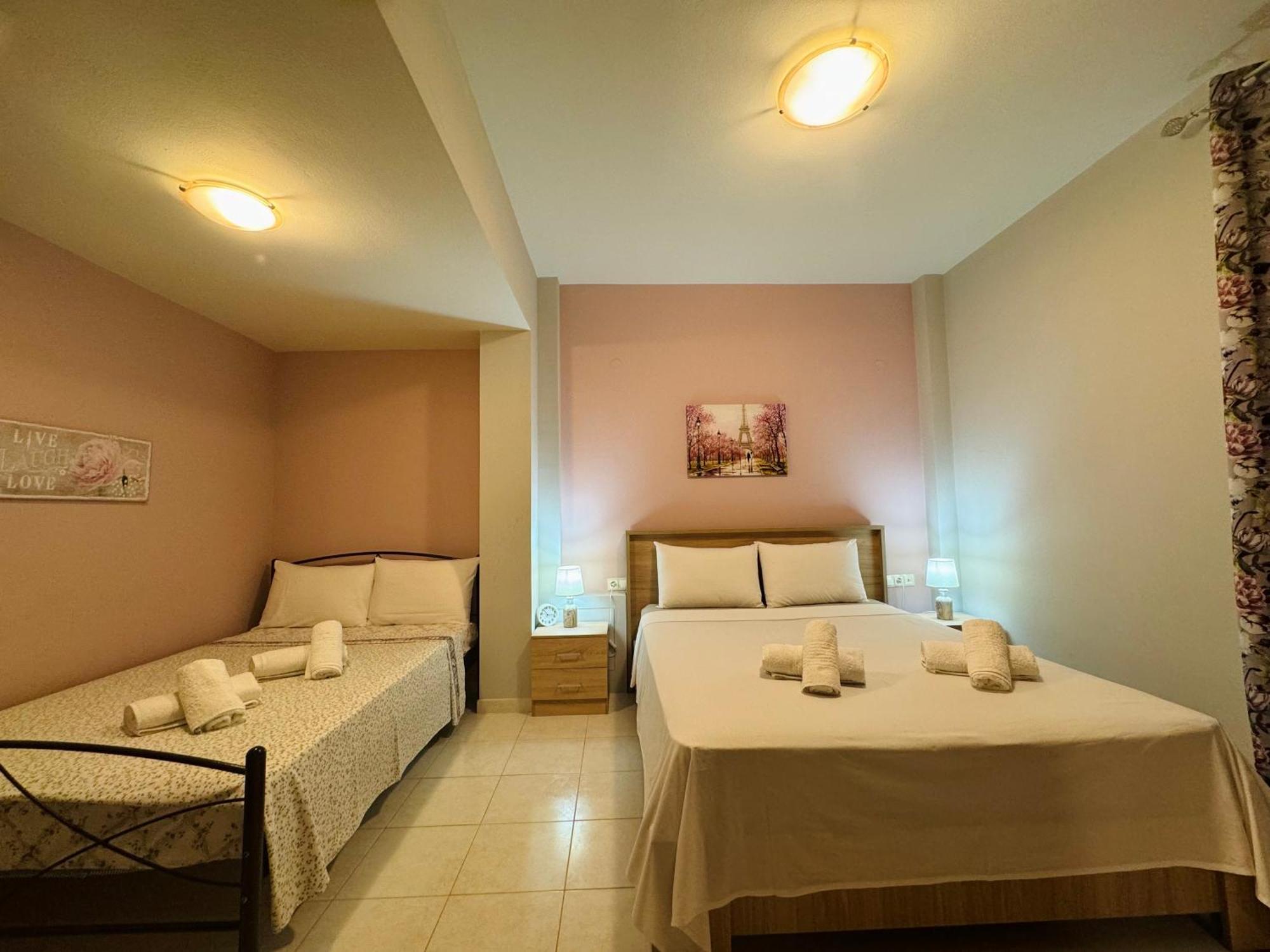 Philoxenia Guest House Makrirrákhi エクステリア 写真